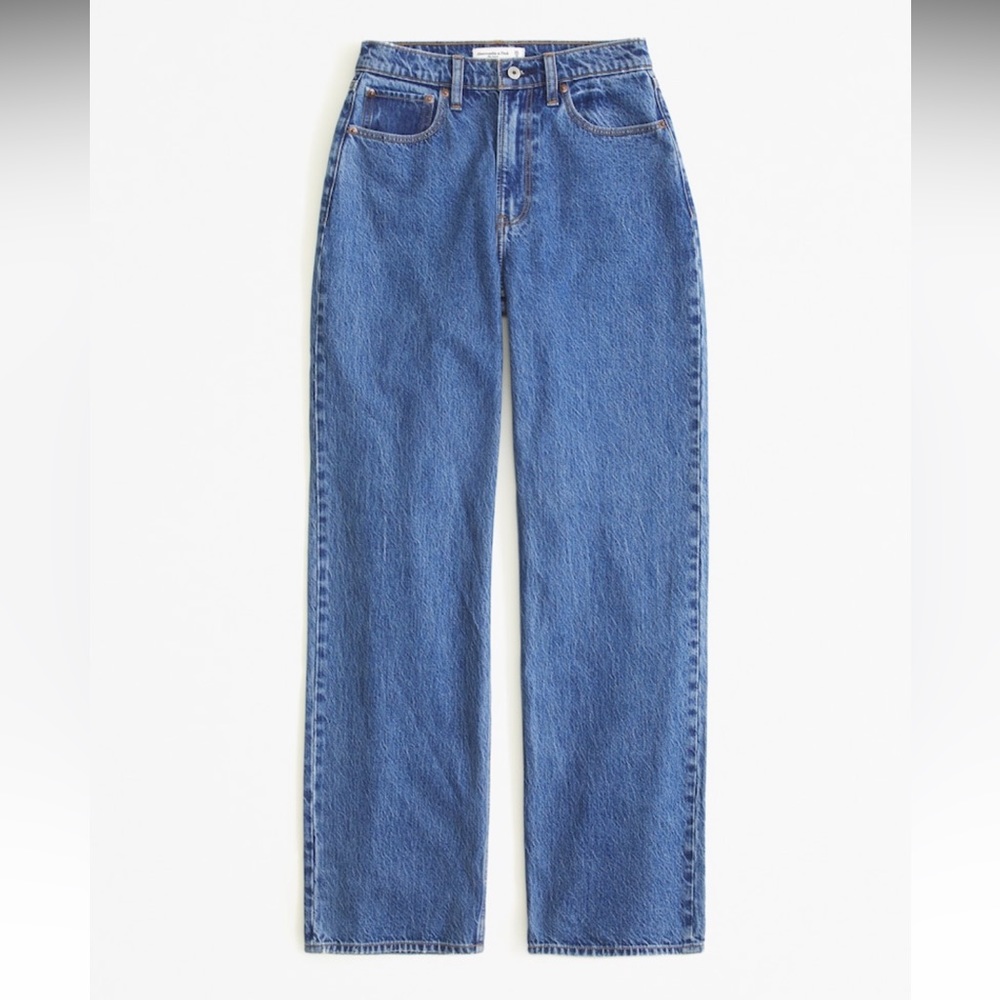 NWT Abercrombie Curve Love Loose High Rise Jean